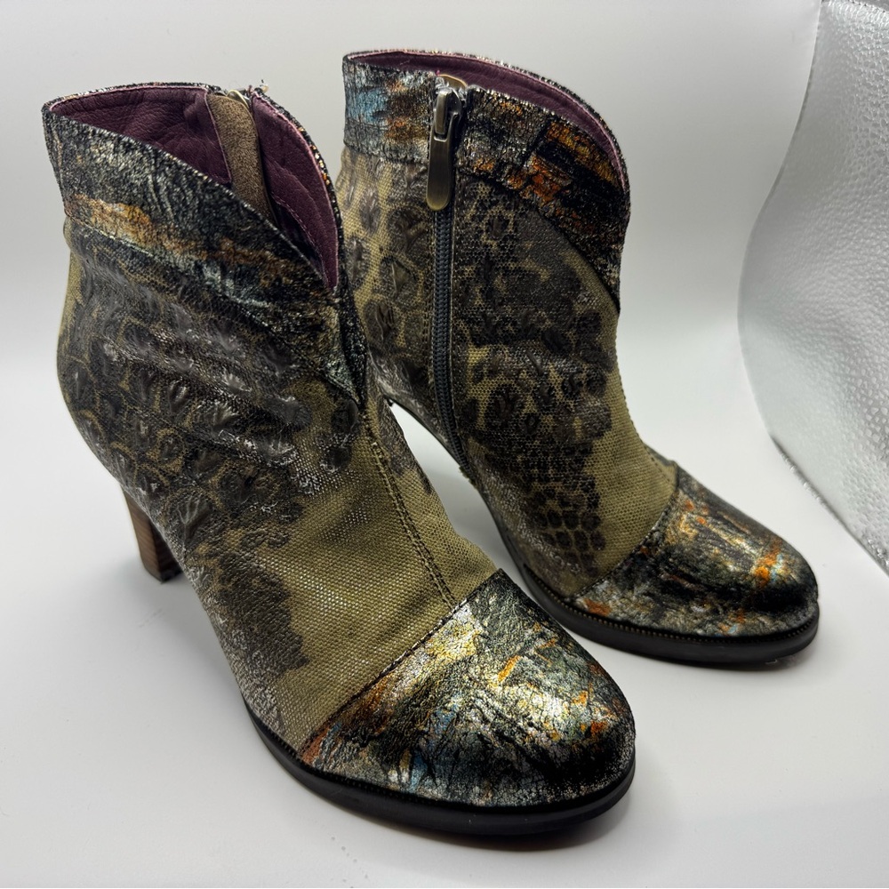 L'ATISTE Multicolor Ankle Boots - Picture 4 of 9